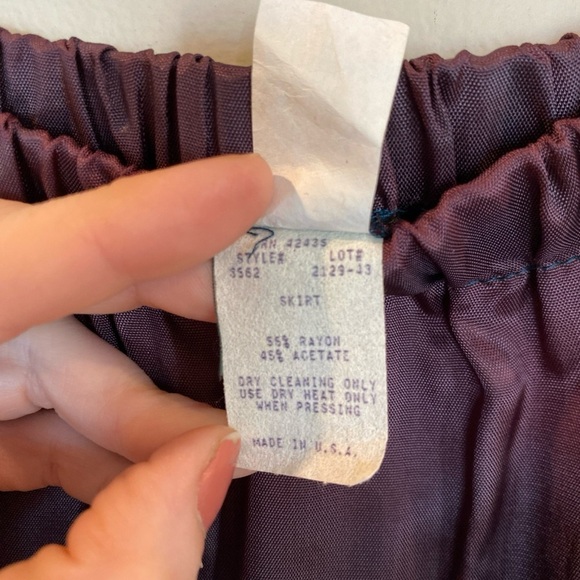 Vintage Pleated Ombré Skirt Red Black Size 8 - Picture 4 of 7